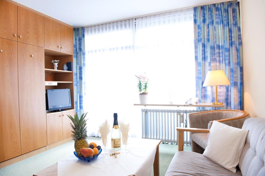 Chalet Swiss - Appartementhotel Bad Fussing Room photo